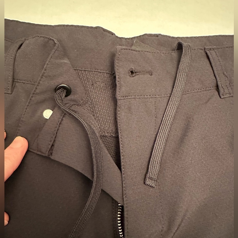 The North Face Shorts Men’s THIS IS SOLD - UNABLE TO DELETE - Picture 6 of 9